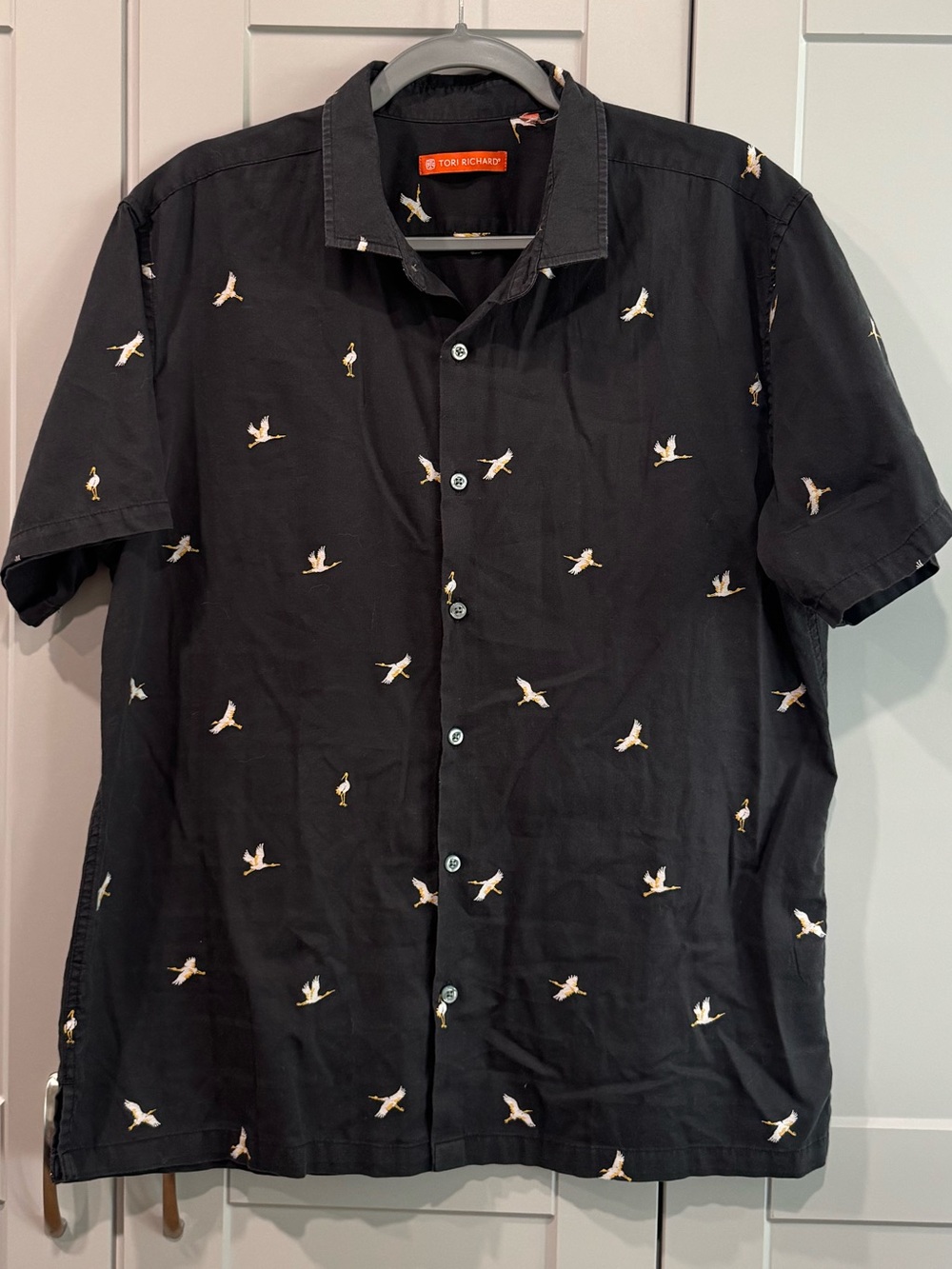 Tori Richard Black Short-Sleeve Button-Down Shirt with Bird Motif